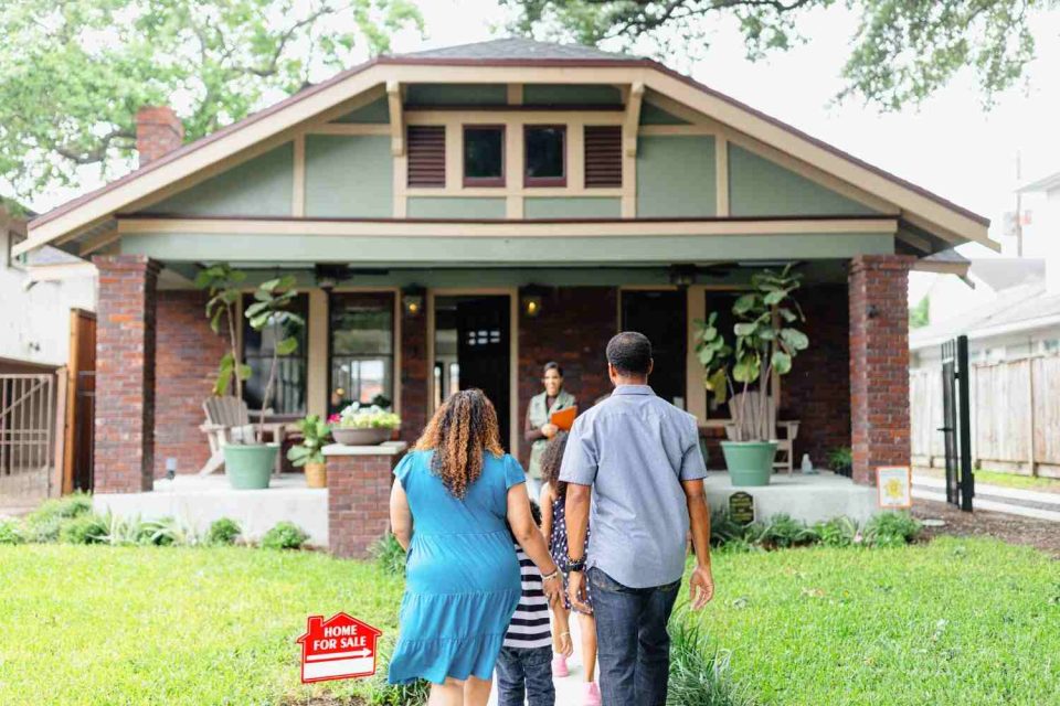 Family viewing a rental home by real estate investment company across the Greater Bay Area